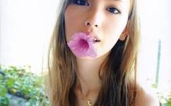 FREEZEFRAME丰满人妻